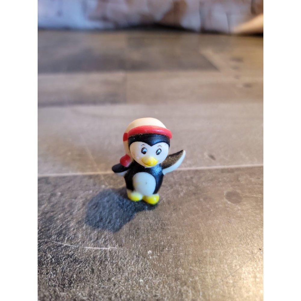 Mini penguin rubber striped hat xmas
